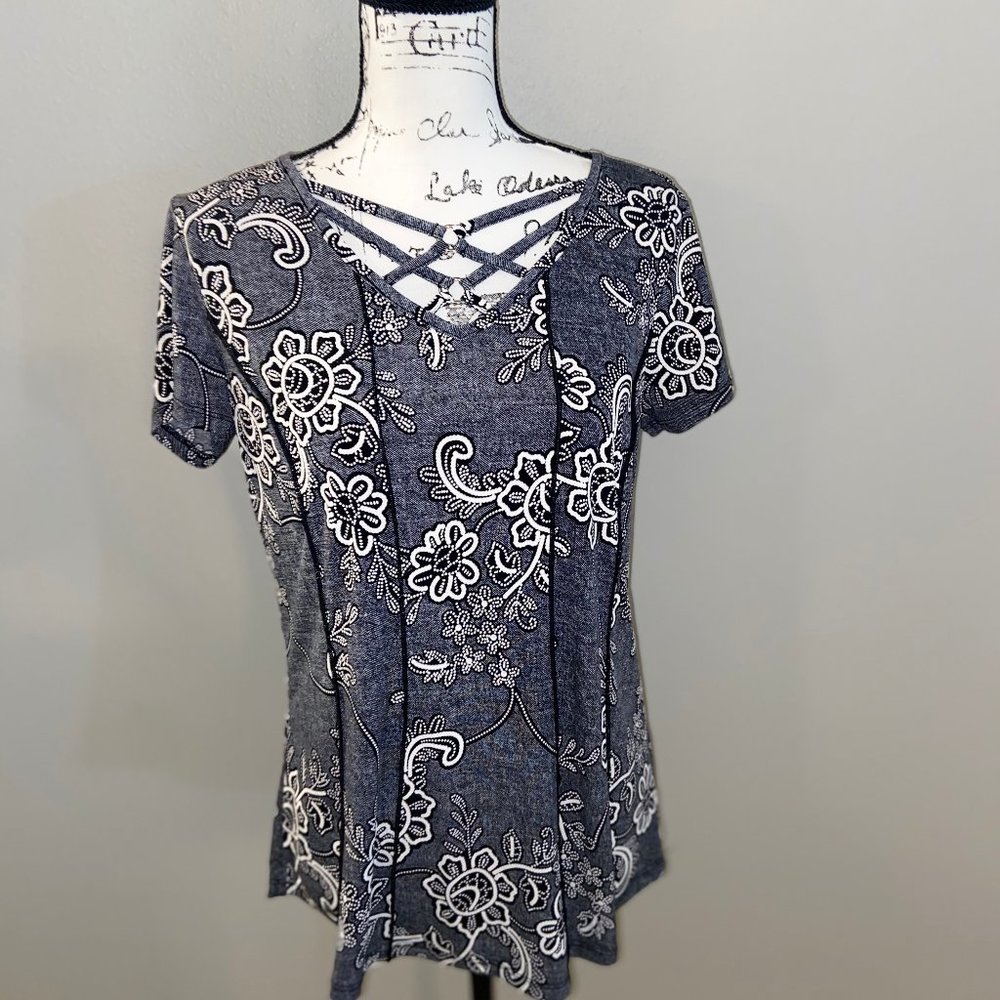 Casual woman top